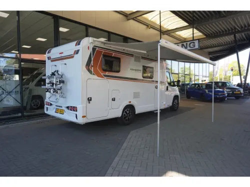 Weinsberg CaraCompact Pepper 600 MEG Single beds roof air conditioning photo: 1