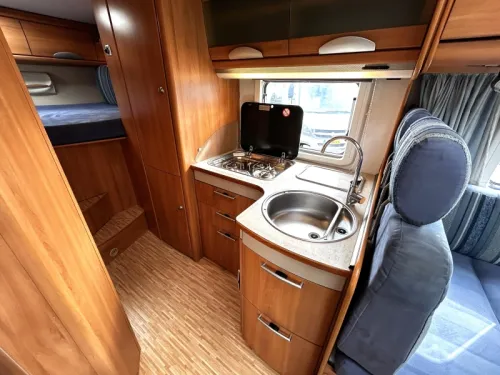 Hymer Tramp 664 SL Transverse bed/XXL garage/2007 photo: 10