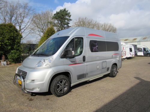 Challenger VANY 02 S Prestige Van conversion Fixed bed Year of manufacture12-2012 photo: 1