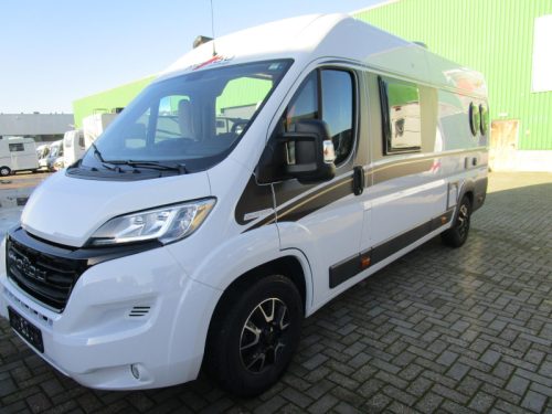 Malibu Van 640 LE Single beds, Automatic photo: 12