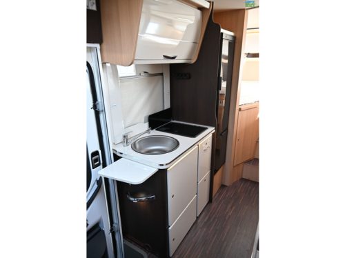 Eura Mobil Forster 699EB photo: 15