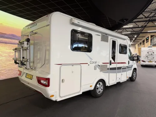 Adria Coral S 650 SF Frans bed  foto: 19