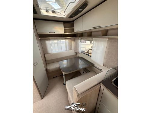 B&uuml;rstner Premio 395 TS Dwars Bed 210 CM foto: 2