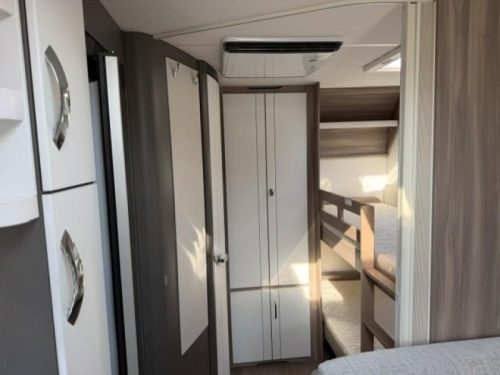 Hobby Excellent Edition 545 KMF Mover/air conditioning/awning/bike photo: 11