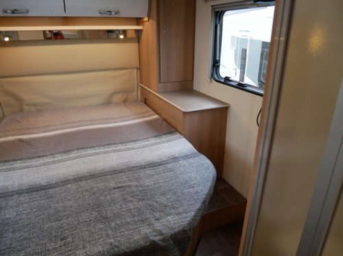 ROLLER Team Auto-Roller 265 TI, French bed, Pop-top roof, XXL Garage!! photo: 18