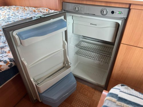 Caravelair Antares Luxe 390 Freeline | Fahrradtr&auml;ger | Dinette | Festbett | Heizung | K&uuml;hlschrank | Foto: 17