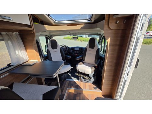 Weinsberg CaraCompact Pepper 600 MEG Like new only 9100km photo: 12