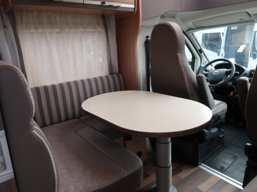 Knaus Sky Wave 700 MEG MIT AUTOM. LEVELSYSTEM Foto: 2