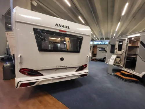 Knaus Sudwind Black Selection 460 EU sofort lieferbar Foto: 4