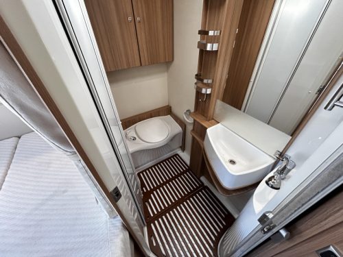 Knaus Platinum Selection 650 MF Franz&ouml;sisches Bett/2017/6.9M/Euro-6 Foto: 12