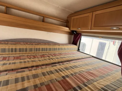 Hymer Camp 644 G 6 pers LARGE GARAGE 128hp photo: 10