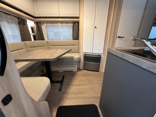 Hobby De Luxe 495 UL photo : 3