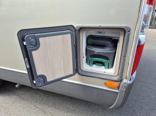 B&uuml;rstner Fiat NEXXO 660 French bed, Air conditioning + awning 2nd owner photo: 20