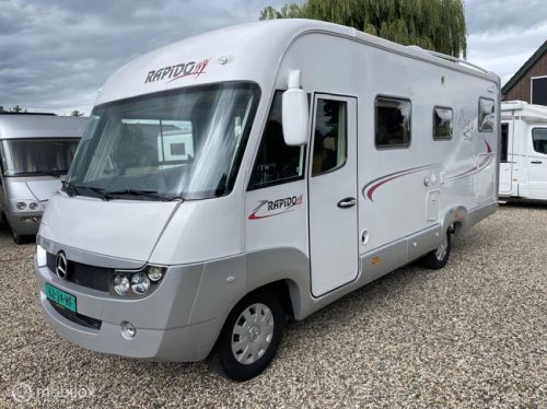 RAPIDO 983M Mercedes 190-PS Automatik Festbett und alle erdenklichen Optionen! Foto: 8