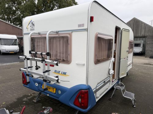 Knaus Blue Line 450 TK CAMA LITERA CAMA FIJA ASIENTO EN U foto: 2