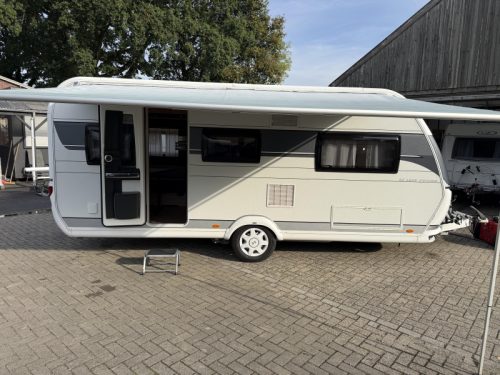 Hobby De Luxe Edition 495 UL 2 BERTHS MOVER AWNING TOP  photo: 3