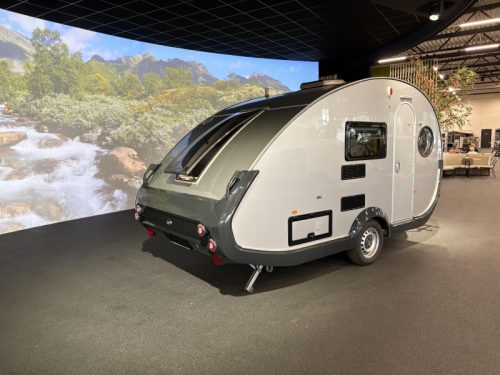 T@B Basic 400 awning / bike carrier photo: 2