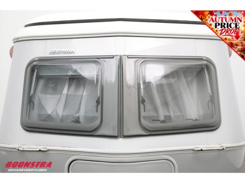 Eriba Touring 430 **NEW/NEU** Awning Transverse bed LMV photo: 12