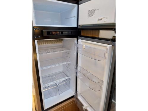 Carado T459, solar and double air conditioning photo: 9