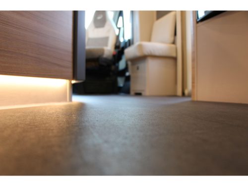 Dethleffs Pulse I 7051 GT-Line DBM Cama de matrimonio + Techo elevable foto: 46