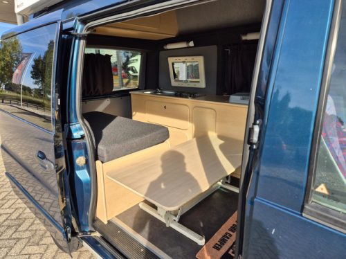 Mercedes-Benz Vito 108 D Amigo photo : 22