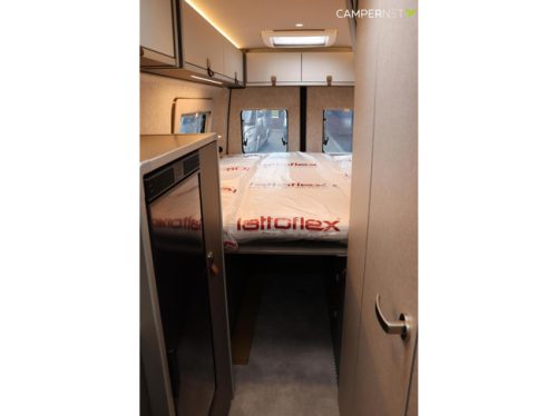 Hymer Grand Canyon S 700 190ch Automatique 4x4 | Pack Premium | Lits jumeaux | Lithium | Auvent | 6.97m | Chauffage diesel | Si&egrave;ges chauffants photo : 4