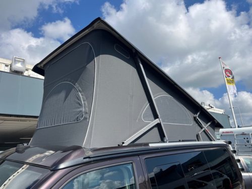 Volkswagen California T5 2.5tdi 4 Motion Pop-top roof Cruise Control Climate Control Bearlock CarPlay photo: 22