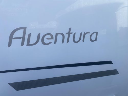 Pilote Aventura P 730 with queen bed AND LUXURY photo: 5