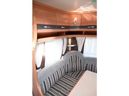 Hobby De Luxe 460UFe photo: 9