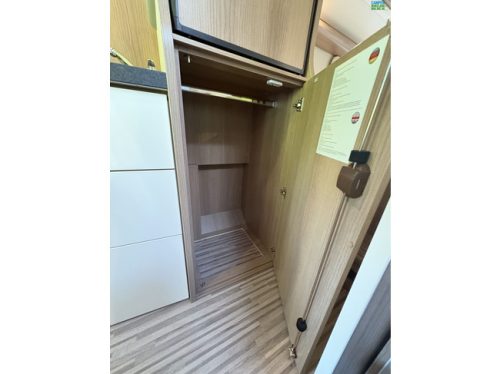 Malibu Charming Coup&eacute; 640LE photo: 19
