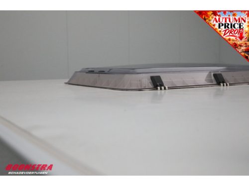 Knaus Sport 450 FU Middenkeuken Rondzit foto: 6