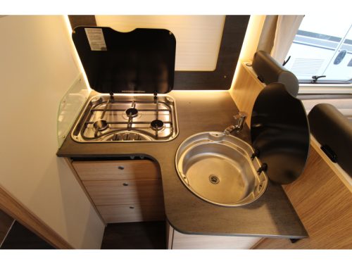 Sunlight T 68 Adventure Edition Single Beds / Drop-down Bed photo: 18