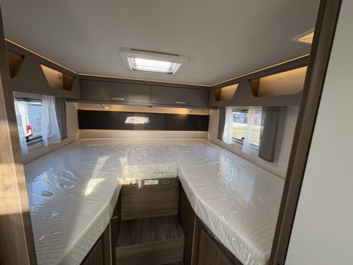 Carado T 457 PRO+ Face to Face + Single bed photo: 9