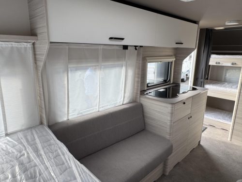 Dethleffs C'Joy 480 QLK Lit superpos&eacute; avec 3 lits photo : 6