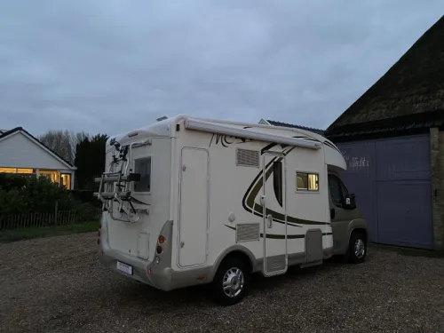 McLouis MC4 32 Luxury Edition Holiday Ready photo: 2