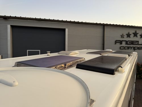 Hymer B678 Single beds-Alde-Air suspension photo: 13