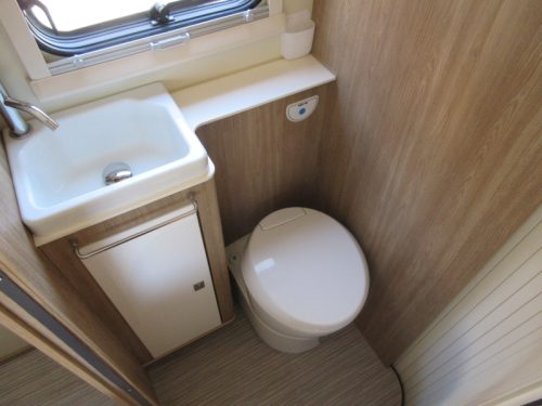 Rimor Seal 66 PLUS Face to Face and Queen Bed photo: 6