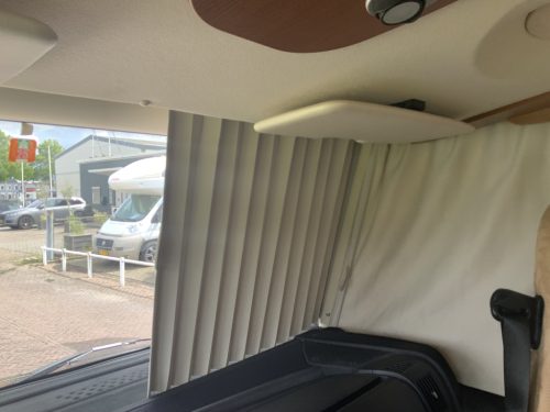 Hymer Exsis-I 674 EX 2.3 MultiJet 160 HP, A-class, Motor air conditioning, 2 Single beds, Pop-top roof bed, Garage, Towing hitch, etc, etc. Camper centrum on the road photo: 31