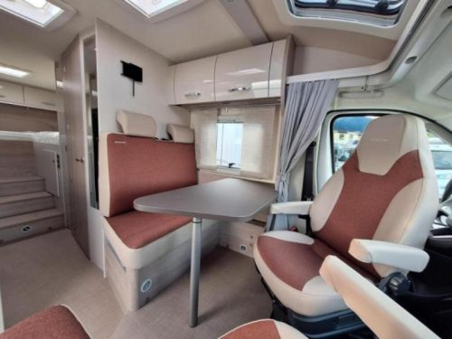 B&uuml;rstner Nexxo Van T 690 G SINGLE BEDS + BEARLOCK photo: 4