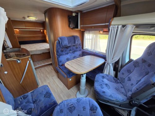 Challenger MAGEO 112 2009 ☆131hp, Queensbed, Air conditioning, Solar☆ photo: 11