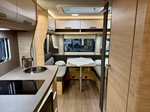 Knaus Sudwind 60 Years 460 EU E-Power super complete photo: 18