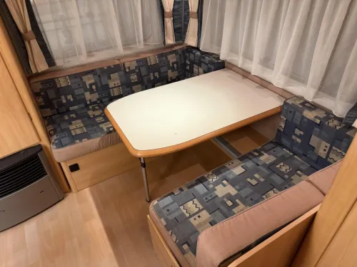 Home-Car Racer Trophy 430 TZF FIXED BED DINETTE AWNING photo: 5