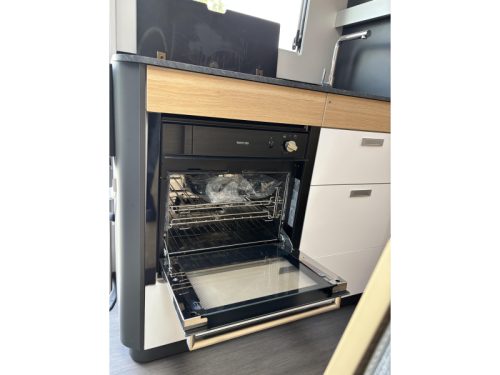 Adria Sonic 600 SL 180PS Automatik Foto: 12