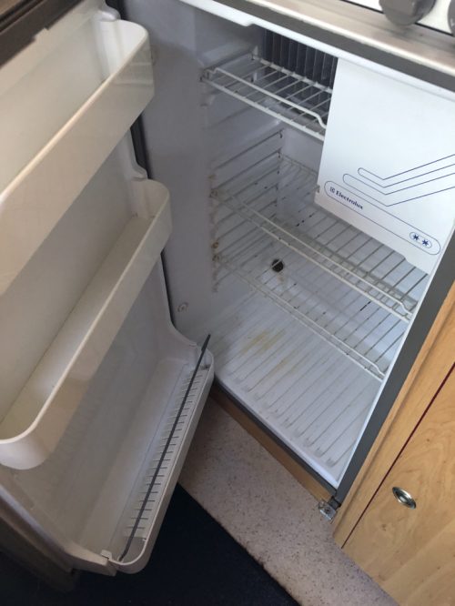 Dethleffs A5830 5 berth starter Motorhome photo: 18