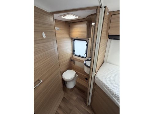 Autocaravana Dethleffs Advantage Edition T 7051 Camas Individuales Panel Solar Suspensi&oacute;n Neum&aacute;tica Bearlock foto: 23