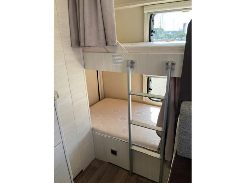 Caravelair Antares 476 Family Litera | Portabicicletas | Avance | TV | Cama francesa | Asiento de tren | Mosquitera foto: 22