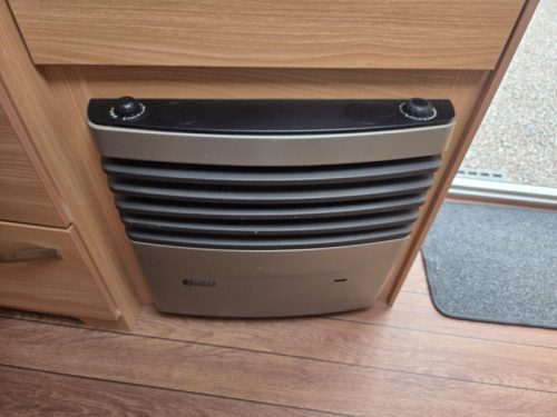 Knaus Sudwind Silver Selection 420 QD +BOVAG-2026/Awning/Mover photo: 14