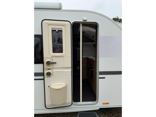 Adria Adora 613 HT sehr komplett Foto: 10