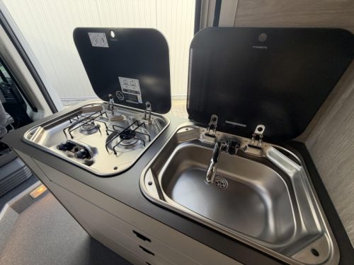 Bravia Mobil SWAN 636 Modelljahr 2027 Foto: 13