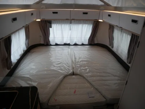 Eriba Touring 542 Silver Edition foto: 9